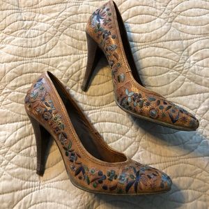 Aldo embroidered high heels